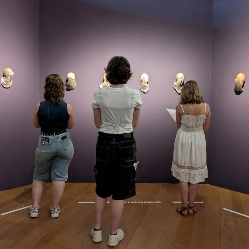 Exposition « bonne mère » au Mucem avec les 1eres spécialité arts plastiques avec @vieillartsplastiques pour commencer à aborder le programme de