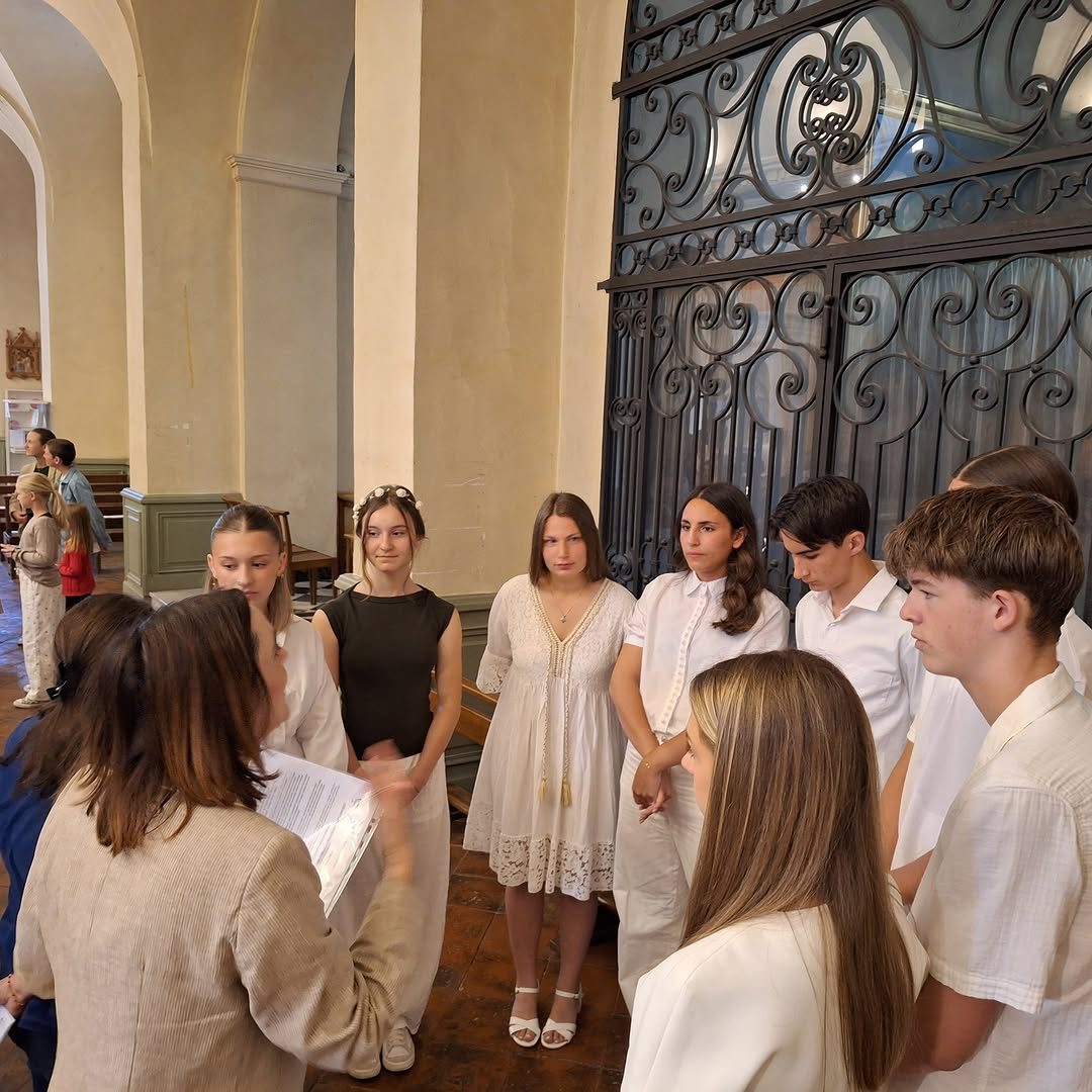 Célébration des Baptêmes et première des communions samedi 23 mai à l'église de Gémenos pour nos 9 lycéens présidée par
