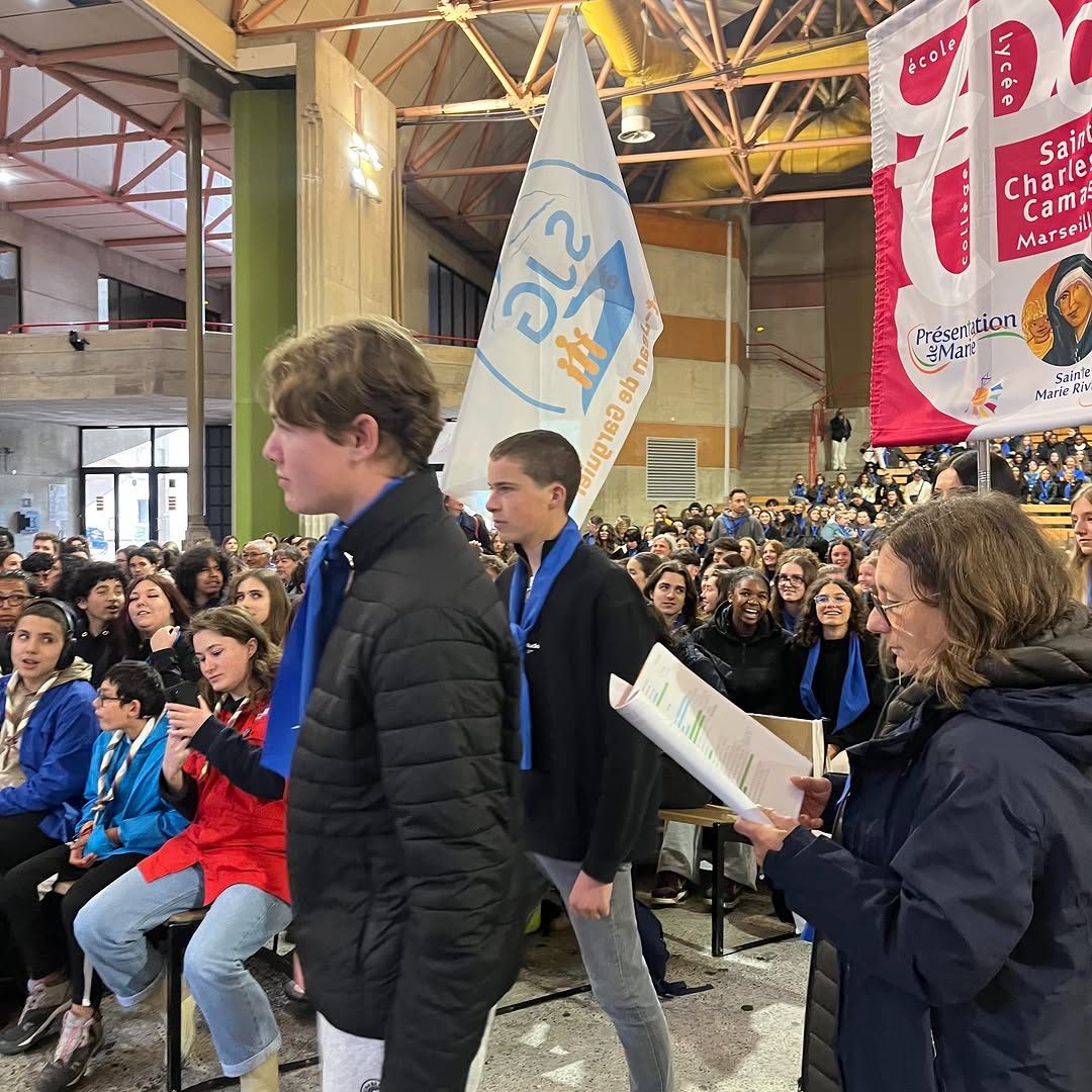 Félicitations aux 19 jeunes du lycée qui sont partis à Lourdes pour le pèlerinage diocésain de l'Ascension du 13 au